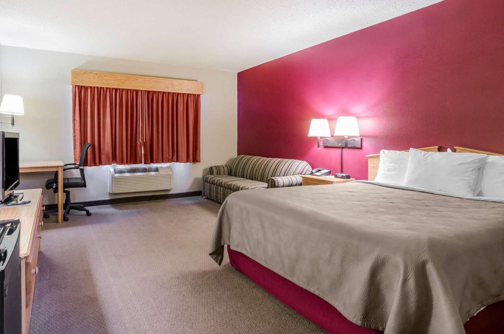 Inn Rodeway 3*