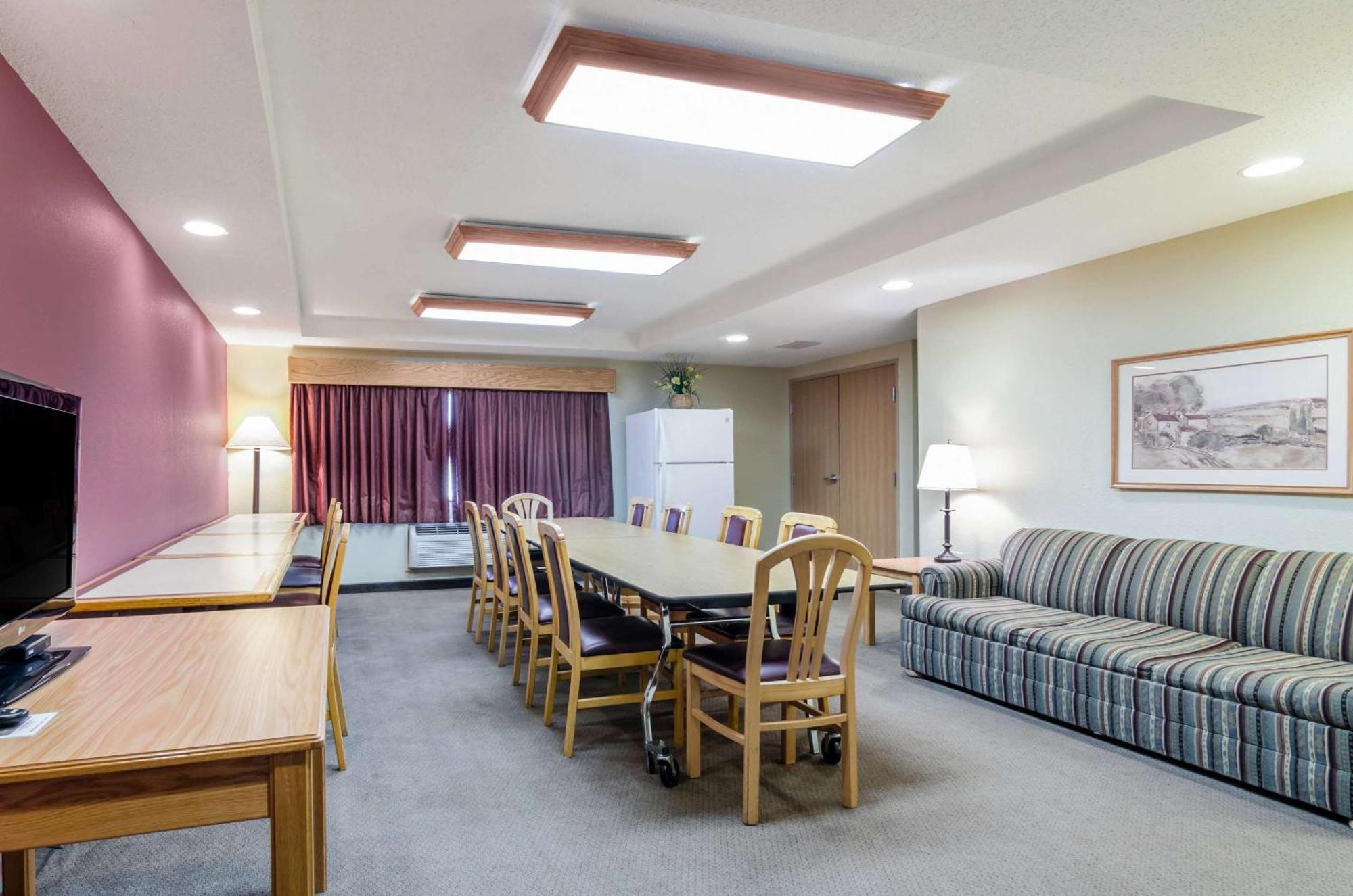 Inn Rodeway Hesston