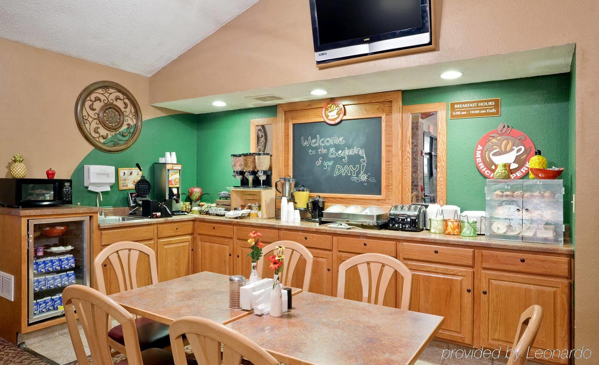 Rodeway Inn Hesston